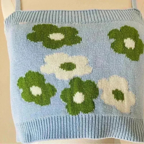 Callahan Meg Flower Power Cami Size Medium Baby Blue Floral EUC $172 - Picture 3 of 12